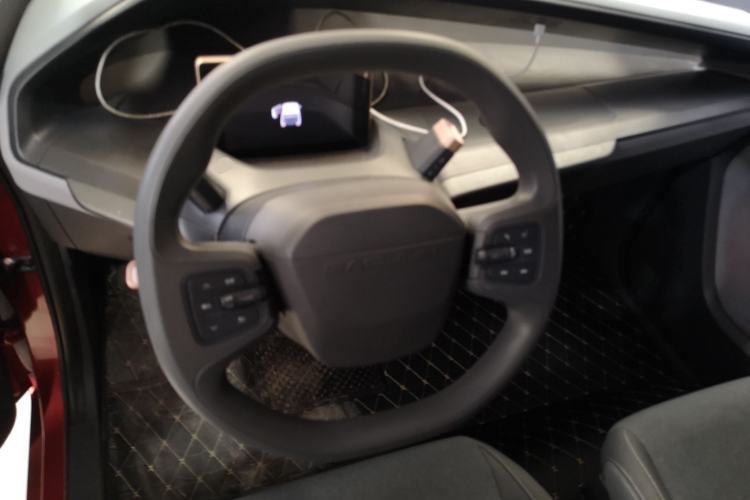 Used Baojun E200 2018 Intelligent Driving Edition Steering Wheel