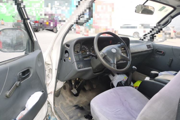 Used Jinbei Hiace 2014 2.0L 5th Generation Kuaiyunwang Business Version 4G20B Driver Seat