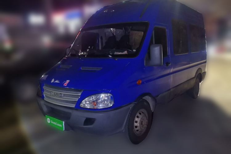 Used Iveco Power Daily 2017 2.5T Classic A37 High-Roof 7-Seater Passenger Van 47Z5