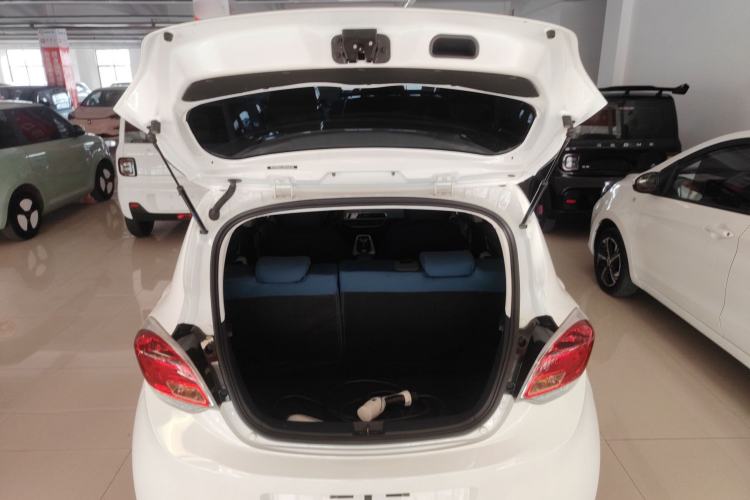 Used CHANGAN Benni E-Star 2022 Qingxin Edition Colorful Model Lithium Iron Phosphate Trunk