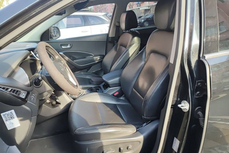 Used Hyundai Grand SantaFe 2013 3.0L 7-Seater Four-Wheel-Drive Comfort Edition