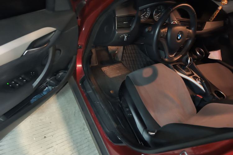 Used BMW X1 2014 sDrive18i Fashion Model
