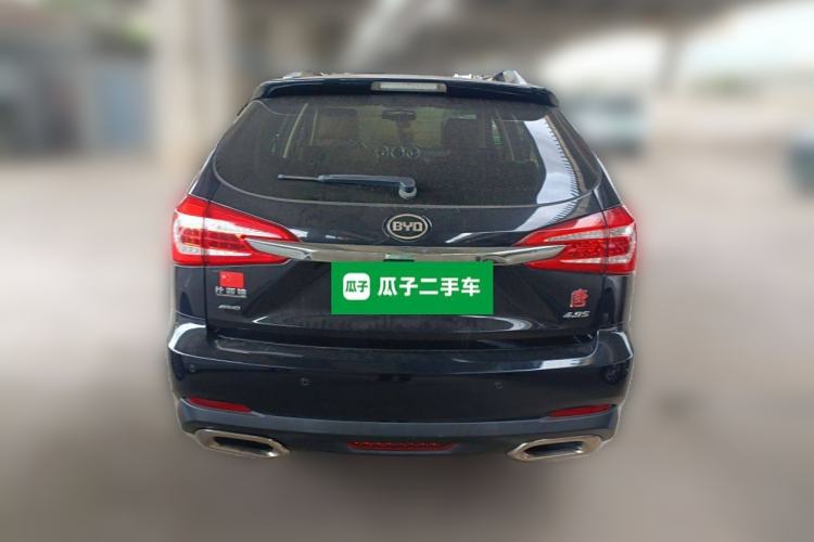 Used BYD Tang New Energy 2015 2.0T Four-Wheel-Drive Flagship Model
