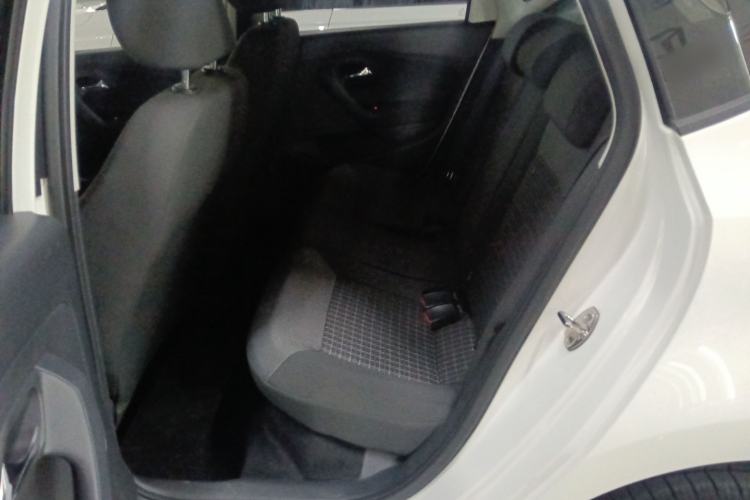 Used Volkswagen Polo 2016 1.6L Automatic Comfort Model Left Rear Seat