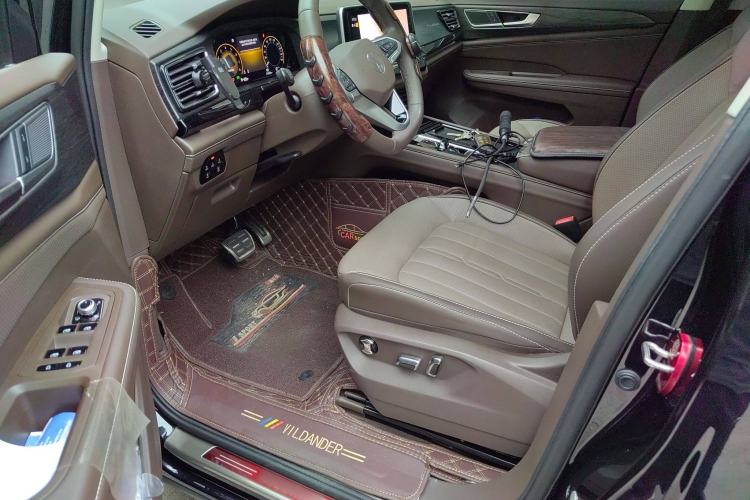 Used Volkswagen Viloran 2022 380TSI Luxury Edition
