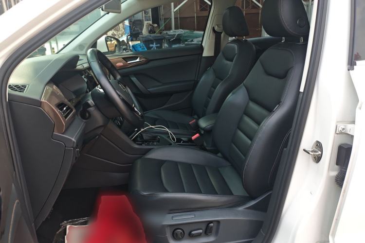 Used Volkswagen Tharu 2020 280TSI Two-Wheel Drive Luxury Plus Version China VI Standard Left Front Seat