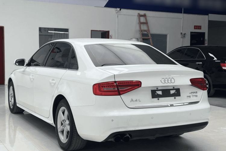 Used Audi A4L 2013 35 TFSI Automatic Comfort Model
