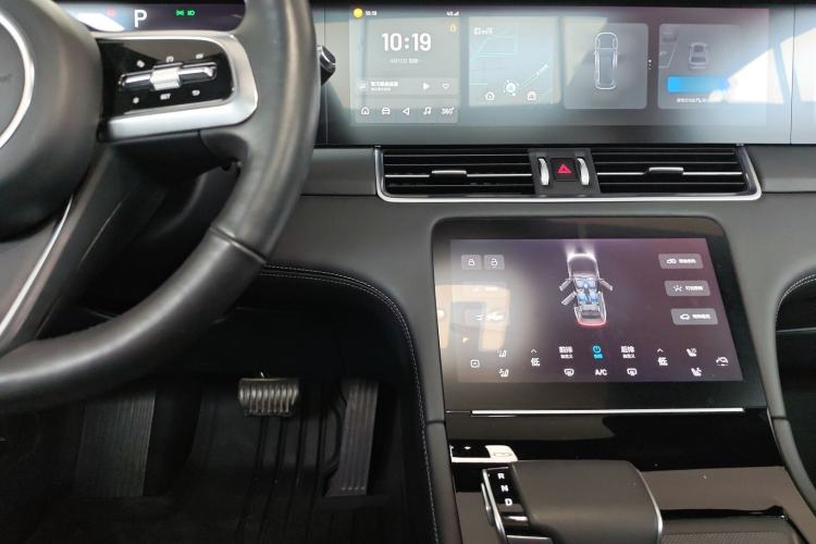 Used Li Auto ONE 2021 Extended-Range 6-Seater Version Center Console