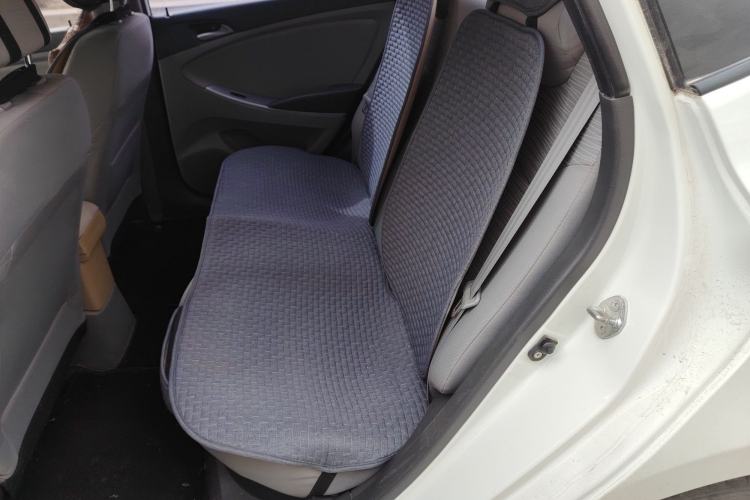 Used Hyundai Verna (older generation) 2014 1.4L Manual Smart GLS Trim
