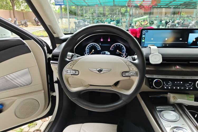 Used Genesis G80 2021 2.5T Rear-Drive Flagship Edition Steering Wheel