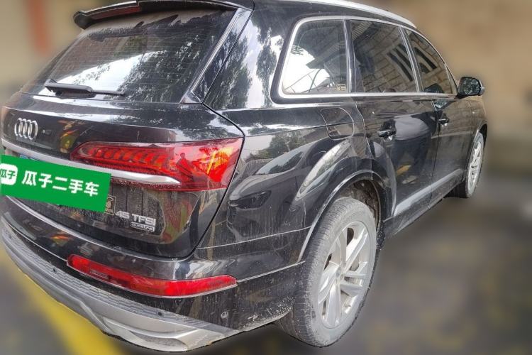 Used Audi Q7 2022 45 TFSI quattro S line Sport Edition Rear Right 45 Deg