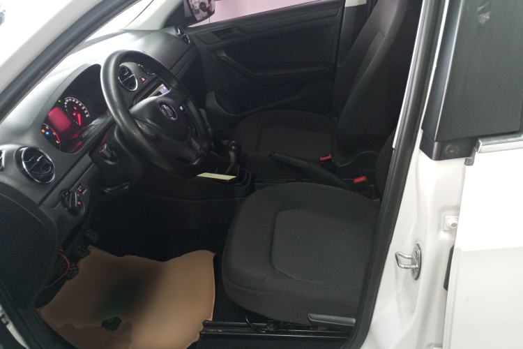 Used Volkswagen Jetta 2017 1.4L Manual Fashion Edition
