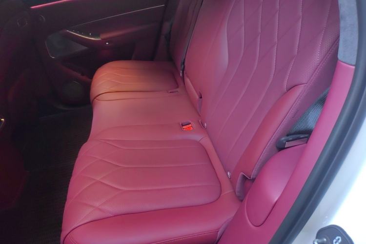 Used Hima AITO M8 2025 Extended-Range Max+ Version 53.4 kWh 5-Seater Edition
