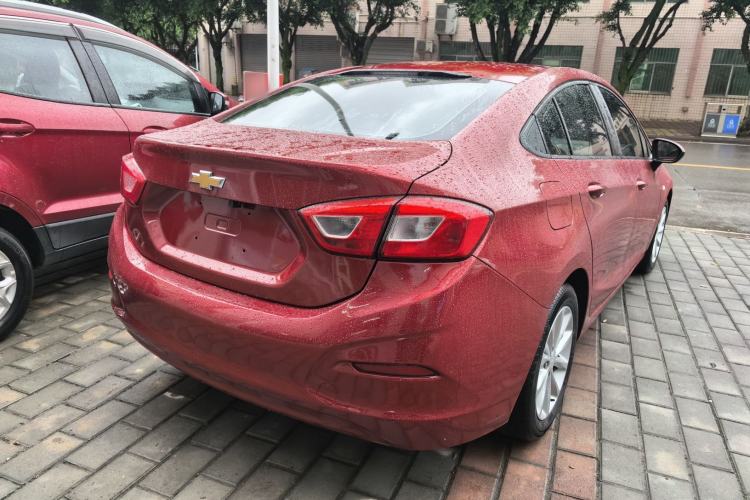 Used Chevrolet Cruze 2017 1.5L Automatic Pioneer Sunroof Edition