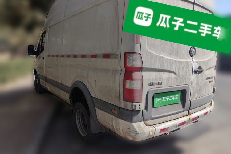 Used Foton Toano 2022 2.8T Manual Jixiang Van Long Wheelbase Ultra-High Roof Rear Dual Tires 3-Seater F2.8NS6B177L
