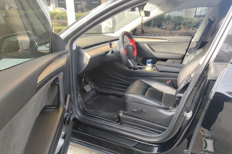 Used Tesla Model Y 2021 Standard Range Rear-Wheel Drive Version