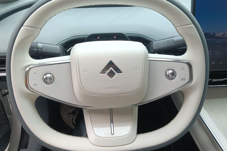 Used Hyptec GT 2023 710 Rear-Drive Ultra-Charging Version Steering Wheel