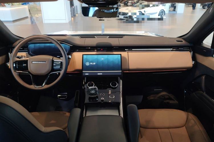 Used Land Rover Range Sport 2023 400PS Dynamic SE Center Console