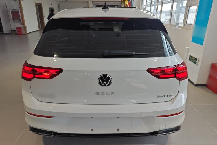 Used Volkswagen Golf 2023 Facelift 280TSI DSG R-Line Lite