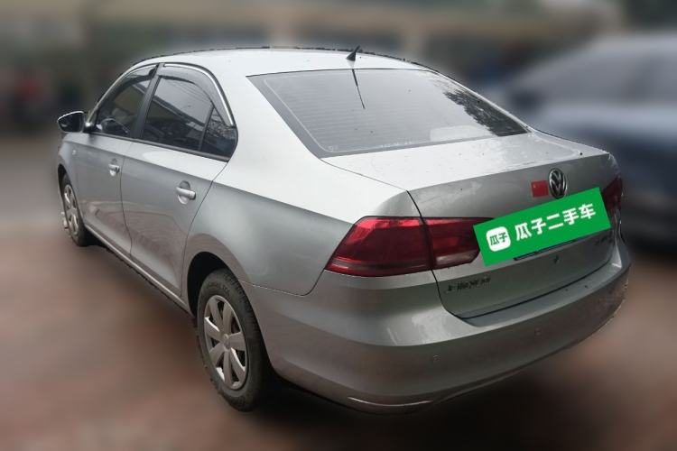Used Volkswagen Santana 2015 1.6L Automatic Fashion Edition
