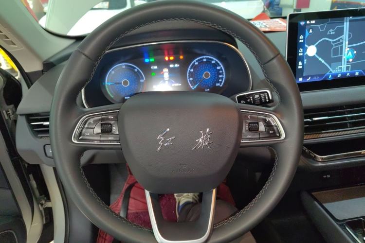 Used Hongqi E-QM5 2022 431 km Charge & Enjoy Edition