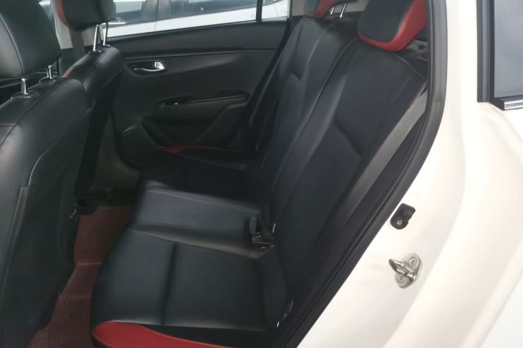 Used Kia KX Cross 2018 1.6L Automatic Dynamic Sunroof Version