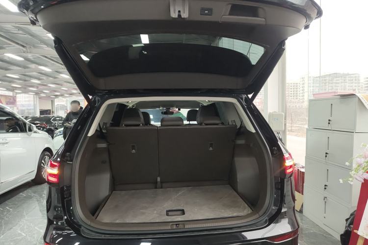 Used Volkswagen Viloran 2022 380TSI Luxury Edition