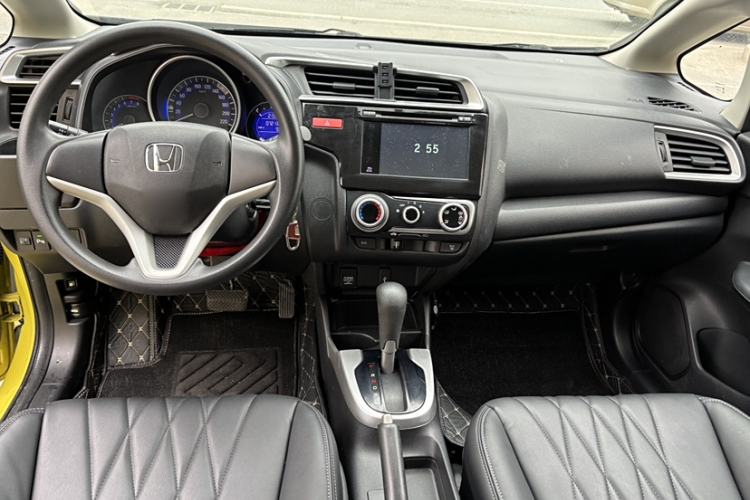 Used Honda Fit 2014 1.5L SE CVT Fashion Model