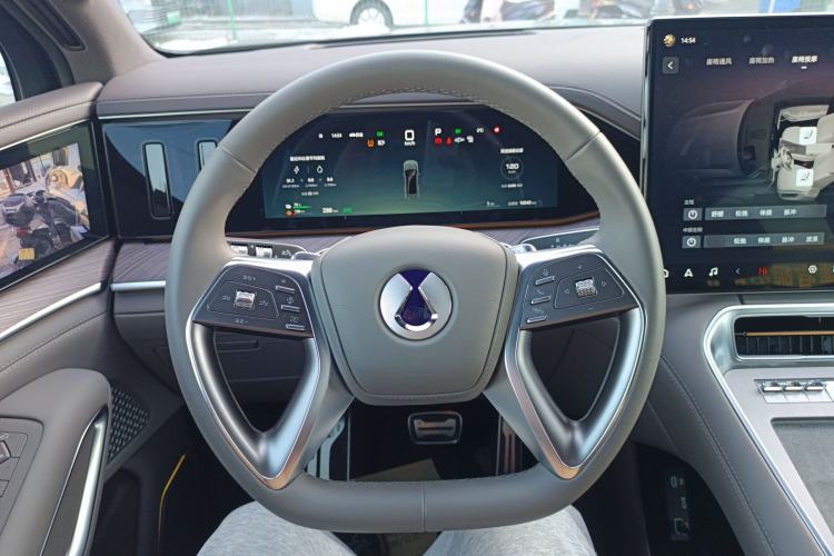 Used Denza N9 2025 Flagship Model