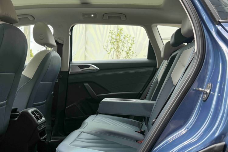 Used Volkswagen Tharu 2023 330TSI Four-Wheel Drive Moon Luxury Edition Interior 7