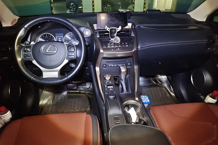 Used Lexus NX 2015 200T All-Wheel-Drive Fēngshàng Edition