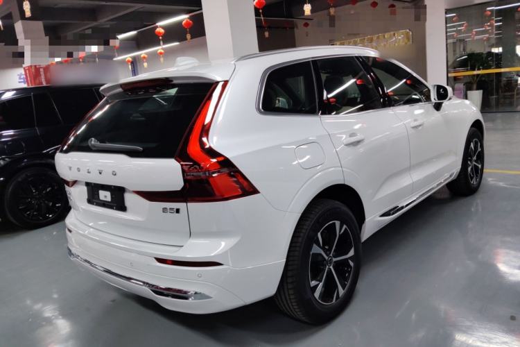 Used Volvo XC60 2026 B5 4x4 Smart Luxury Edition