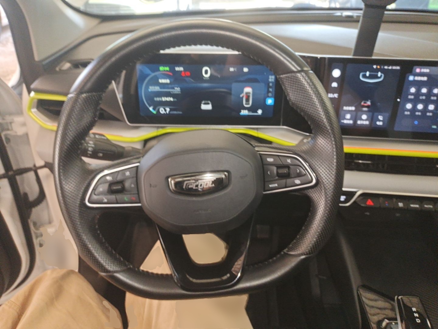 Geely Auto Coolray 2022 Bin Yue COOL 1.5TD DCT Ignite Edition — снимка 13