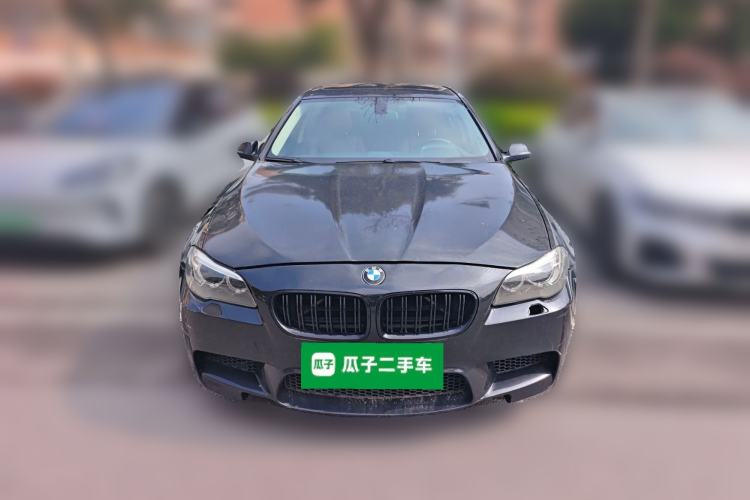 Used BMW 5 Series 2014 525Li Leading Model
