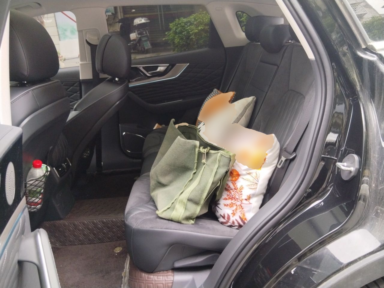 Hongqi HS5 2022 2.0T Smart Connect Flagship All-Wheel-Drive Version - Chinese Trim Xiang — снимка 17