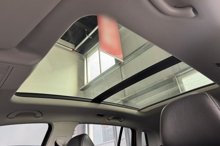 Used Volkswagen Tiguan 2016 280TSI Automatic Two-Wheel Drive Silk Road Comfort Edition Headliner