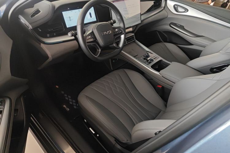 Used BYD Seal 07 DM-i 2025 Intelligent Driving Version DM-i 1.5T 125 km Range Flagship Edition
