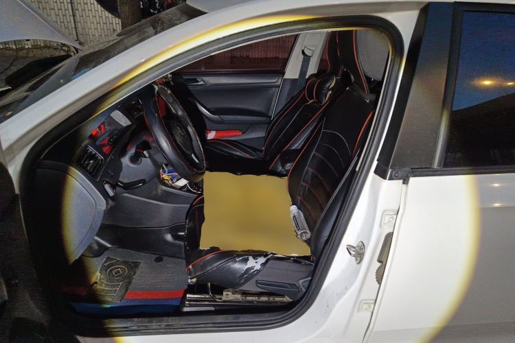 Used Volkswagen Santana 2016 1.6L Manual Fashion Edition Left Front Seat