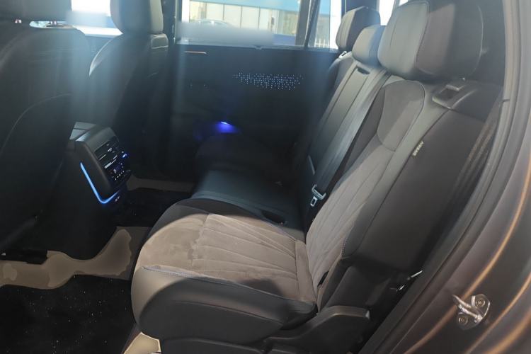 Used Volkswagen Teramont 2025 Tiguan Pro 450TSI Four-Wheel Drive Summit Edition
