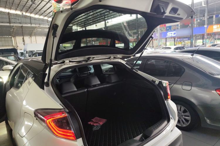 Used Toyota C-HR 2020 2.0L Luxury Edition
