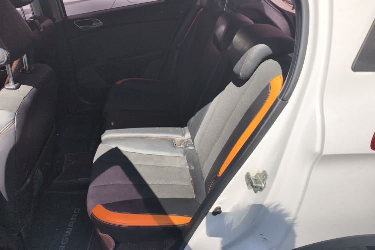 Used Baojun 310 2017 1.5L Automatic Fashion Model Left Rear Seat