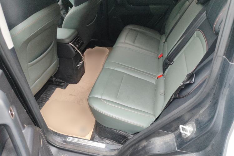 Used iCAR 03 2024 472km Four-Wheel Drive Long-Range Version Left Rear Seat