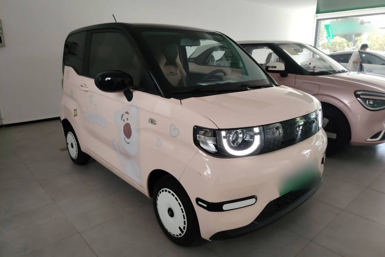 Used Chery QQ Ice Cream 2022 170km Sundae Phosphate Lithium-Ion