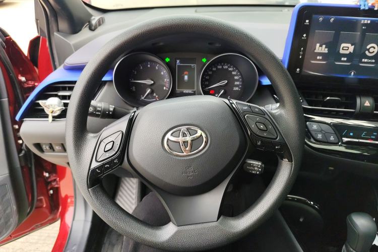 Used Toyota IZOA 2020 2.0L Enjoy Edition
