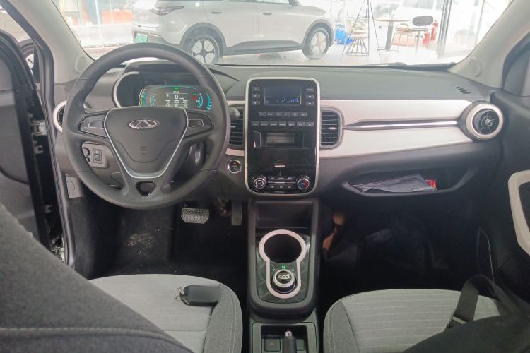 Used Chery QQ Little Ant 2021 200 000-Yuan Ant Fan Edition Energized Version Lithium Iron Phosphate 301 km Center Console