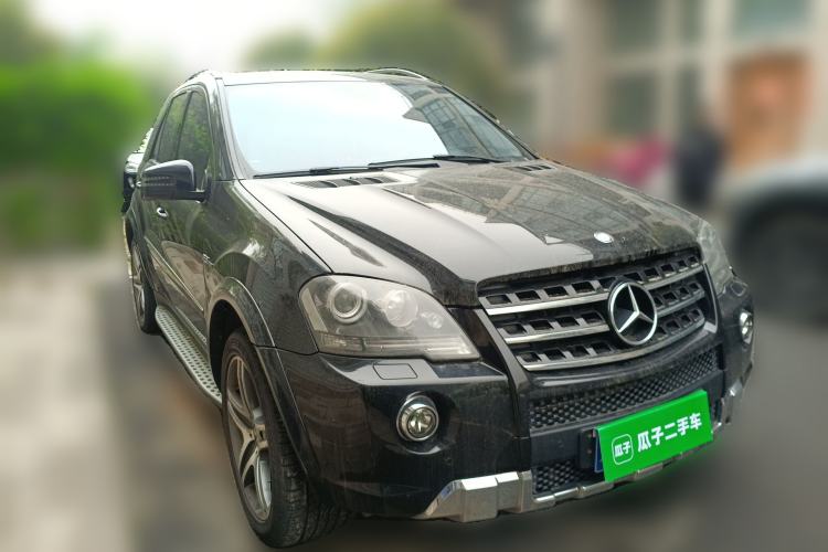 Used Mercedes-Benz M-Class AMG 2011 AMG ML 63 Front Right 45 Deg