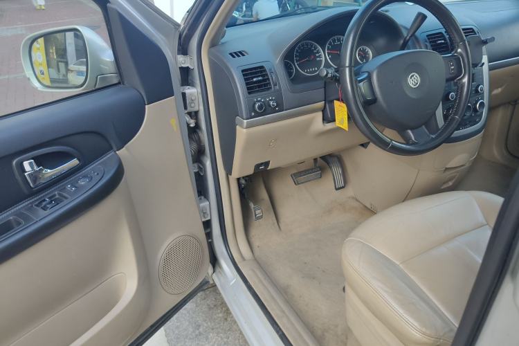 Used Buick GL8 2014 2.4L Executive Edition