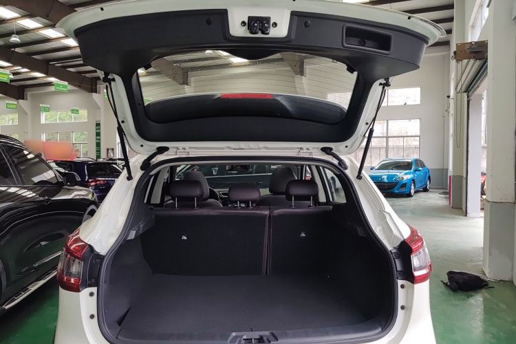 Used Nissan Qashqai 2019 2.0L CVT Luxury Edition Trunk