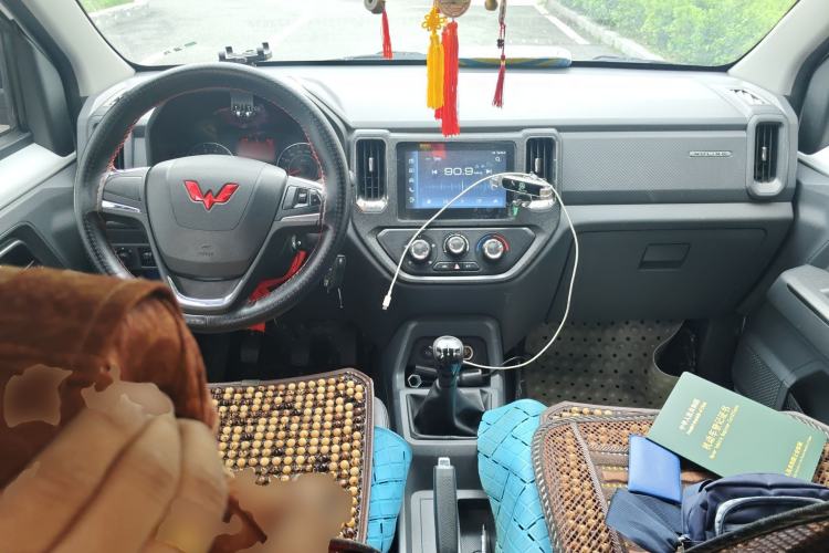 Used Wuling Zhengtu 2021 1.5L Adventure LAR Center Console