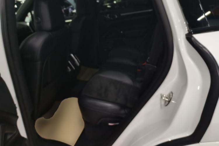 Used Porsche Cayenne 2016 Cayenne Platinum Edition 3.0T